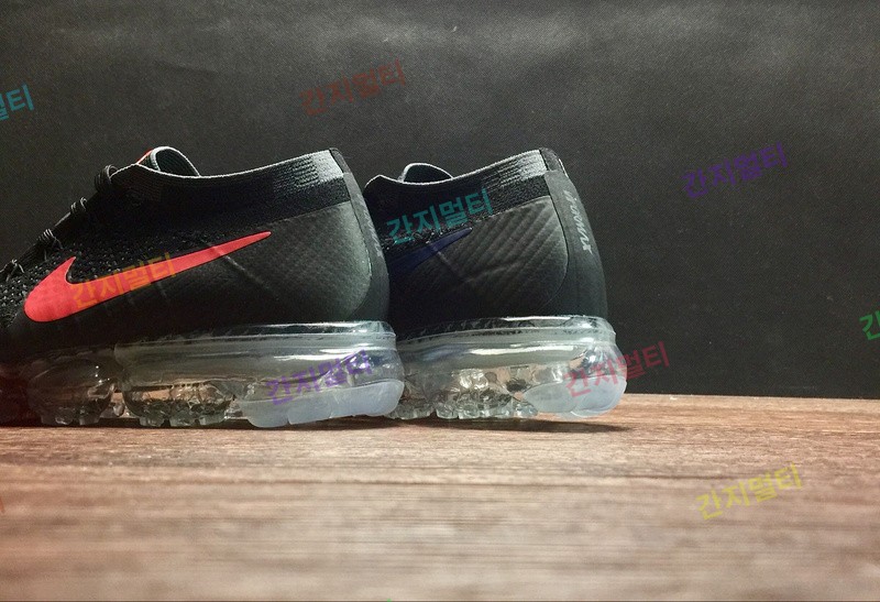849558-018 ！Nike ID Air Vapor Max 美国国旗联盟限量款！原滋原味实拍！微商首选！(95458).jpg