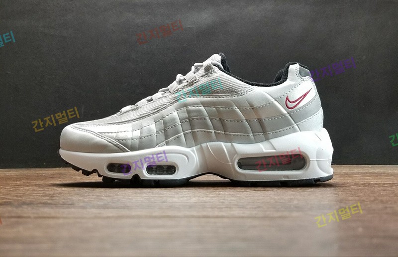 918359-001！Nike Air Max 95 S Metallic Silver 液态银子弹！原汁原味实拍！微商首选！(74C83).jpg