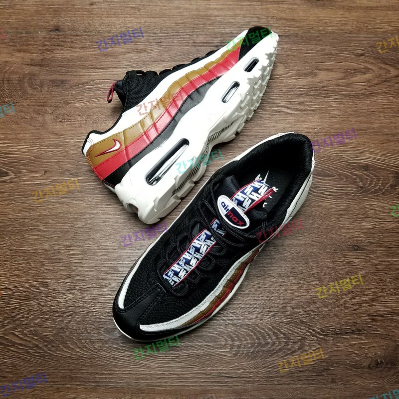 AJ4077-002！Nike Air Max 95 TT ！原汁原味实拍！微商首选！(3523E).jpg