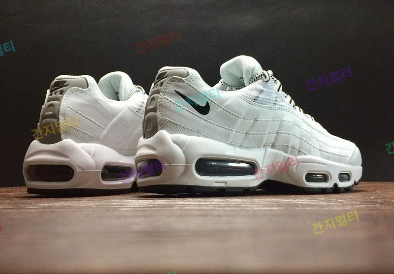 真标 NIKE AIR MAX 95 OG 609048-109 ！实拍！微商首选！(5D229).jpg
