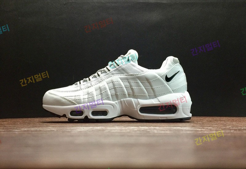 真标 NIKE AIR MAX 95 OG 609048-109 ！实拍！微商首选！(92577).jpg