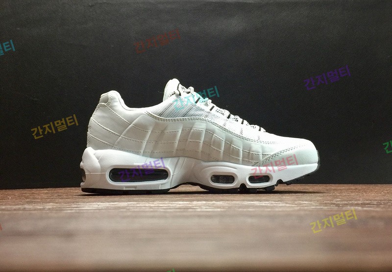 真标 NIKE AIR MAX 95 OG 609048-109 ！实拍！微商首选！(EE052).jpg