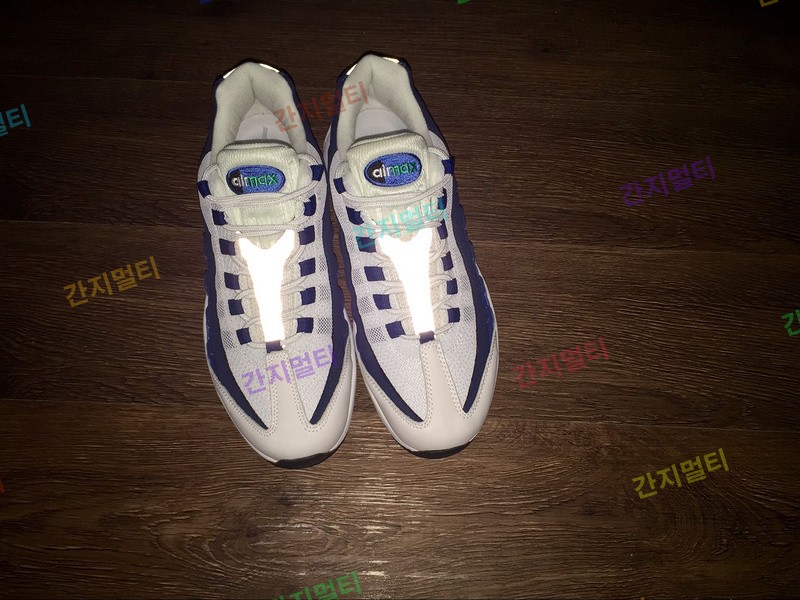 真标 耐克 Nike Air MAX 95 OG  554970-131权志龙同款实拍！微商首选！(AA0EA).jpg