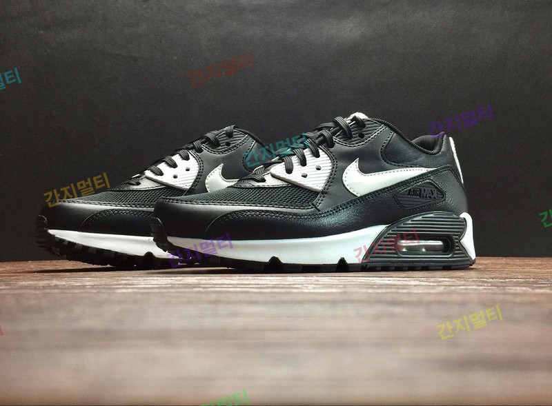 真标 Nike AIR MAX 90 黑白 616730-023！原滋原味实拍！微商首选！(69F78).jpg