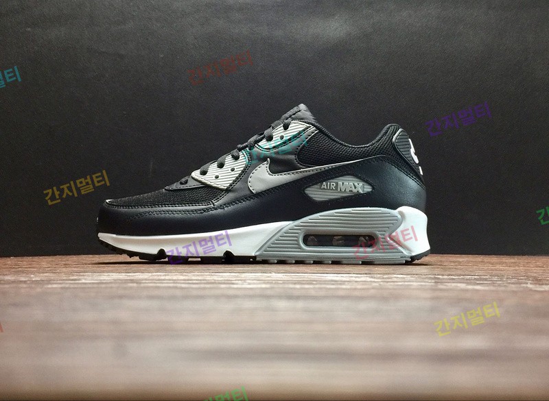真标 Nike Air Max90 气垫运动鞋 537384-056黑灰！原滋原味实拍！微商首选！(AC799).jpg