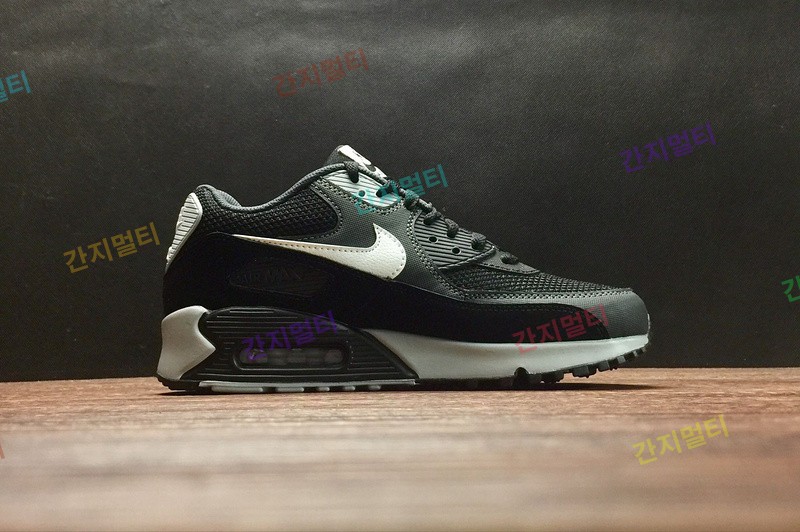 真标 Nike Air Max90 气垫运动鞋 537384-063黑灰！原滋原味实拍！微商首选！(D1EB0).jpg