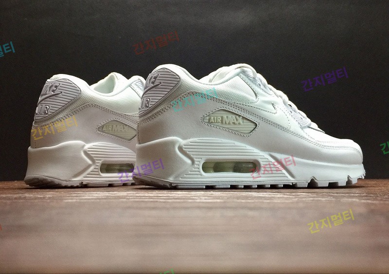 真标 耐克 AIR MAX90 537384-111！实拍！微商首选！(5878A).jpg
